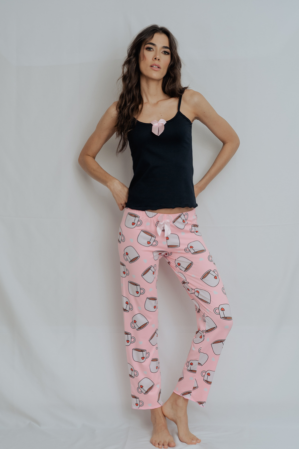 Pantalon rosado tacitas blusa tira