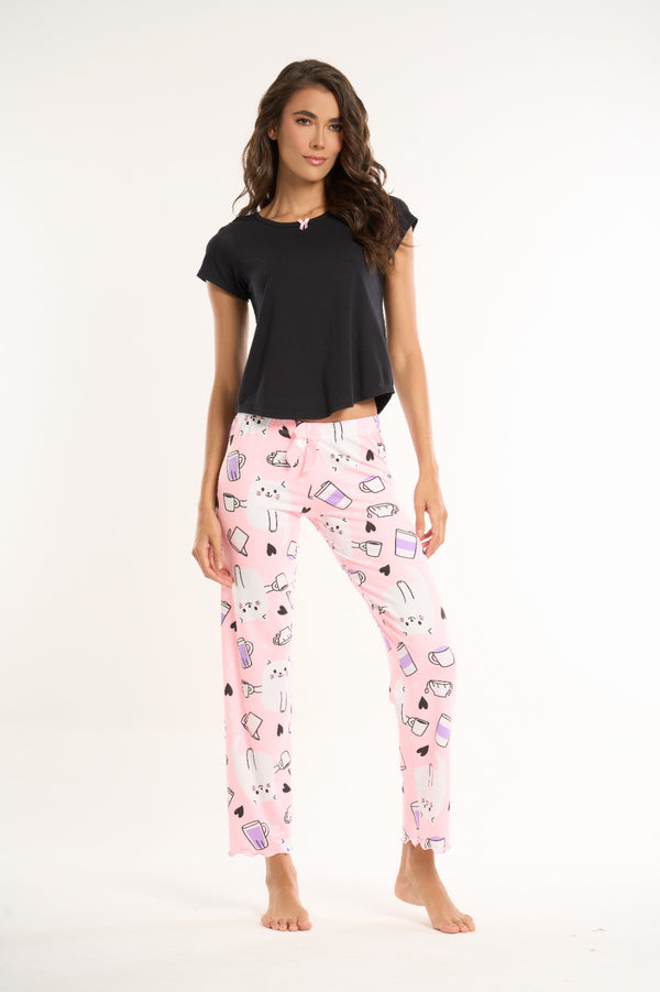 Conjunto pantalón rosado gatico camiseta negra